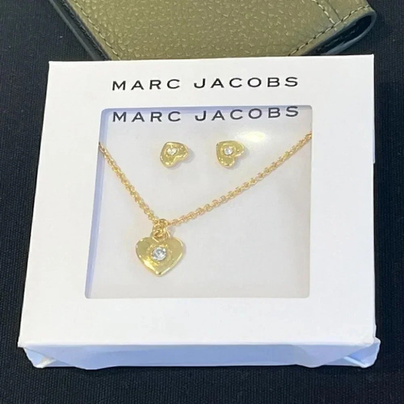 Marc Jacobs Earring and Necklace Set-Gold ** Limited Edition** - Picture 1 of 7